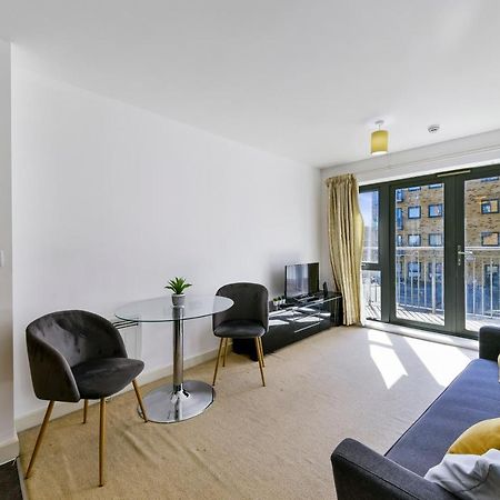 Апартаменты Luxe 1 Bed Flat 5 Mins To Stratford - Free Parking Лондон Экстерьер фото